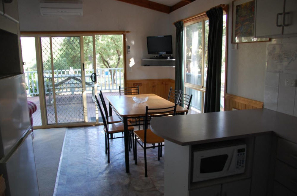 Eildon Pondage Holiday Park ภายนอก รูปภาพ